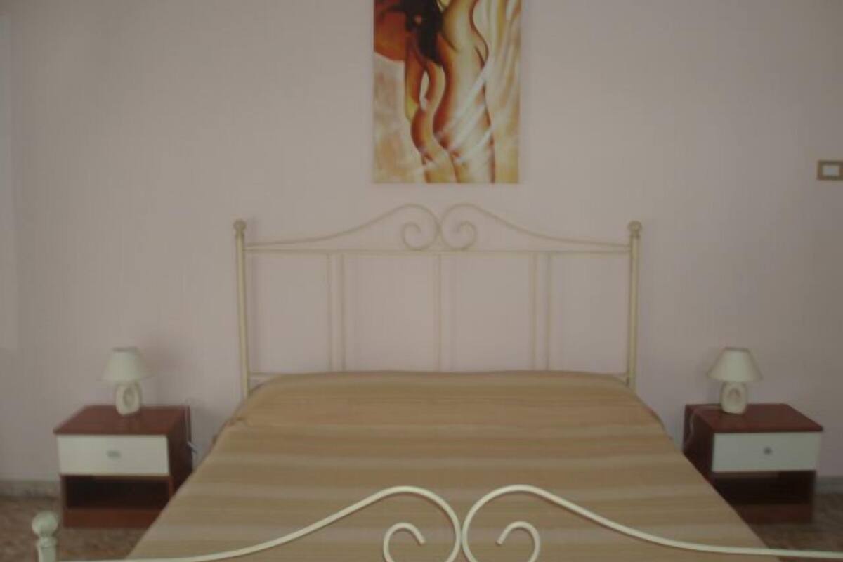 Iron/ironing board, rollaway beds