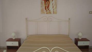 Iron/ironing board, rollaway beds