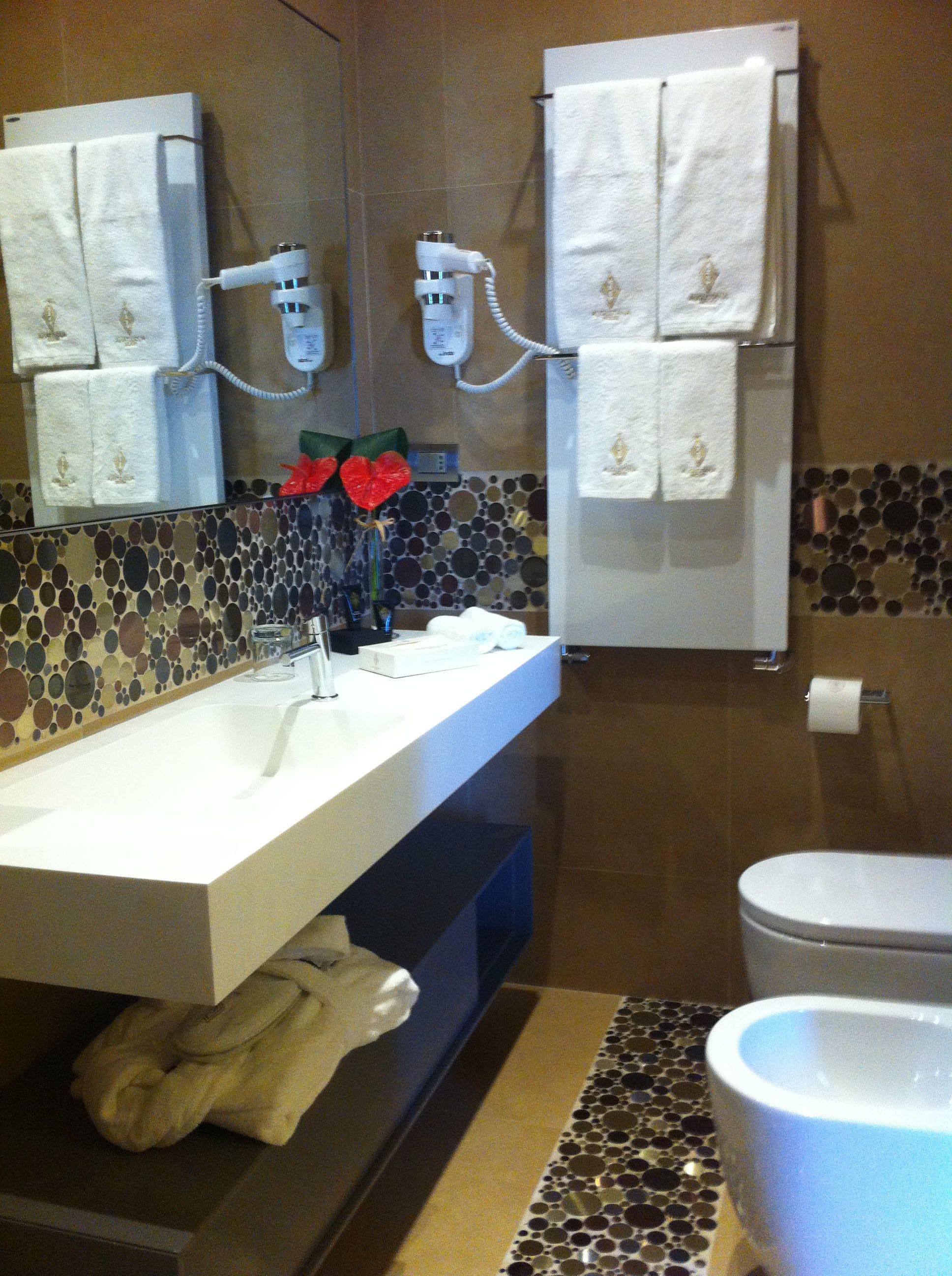 Foto - Augustana House and Suites