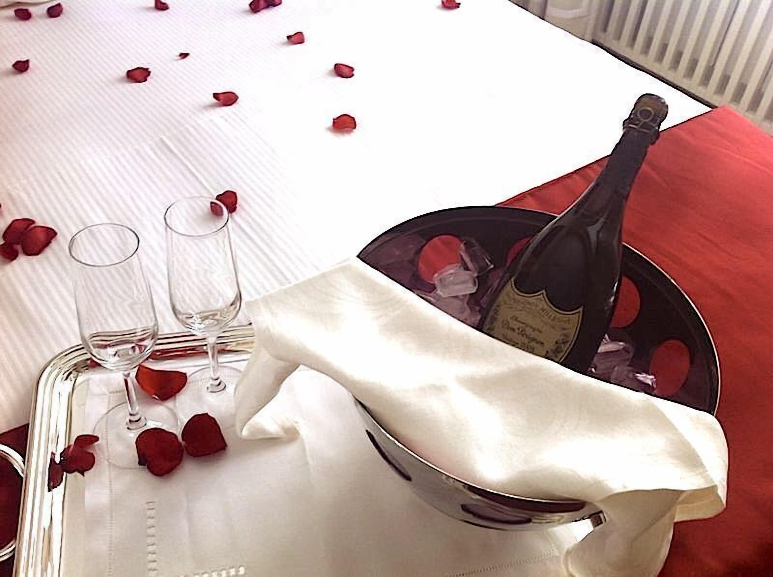 Foto - Augustana House and Suites