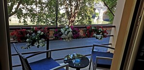 Chambre Supérieure, 1 très grand lit, non-fumeur, balcon (Annex Building-Lungotevere Marzio n.3) | Balcon