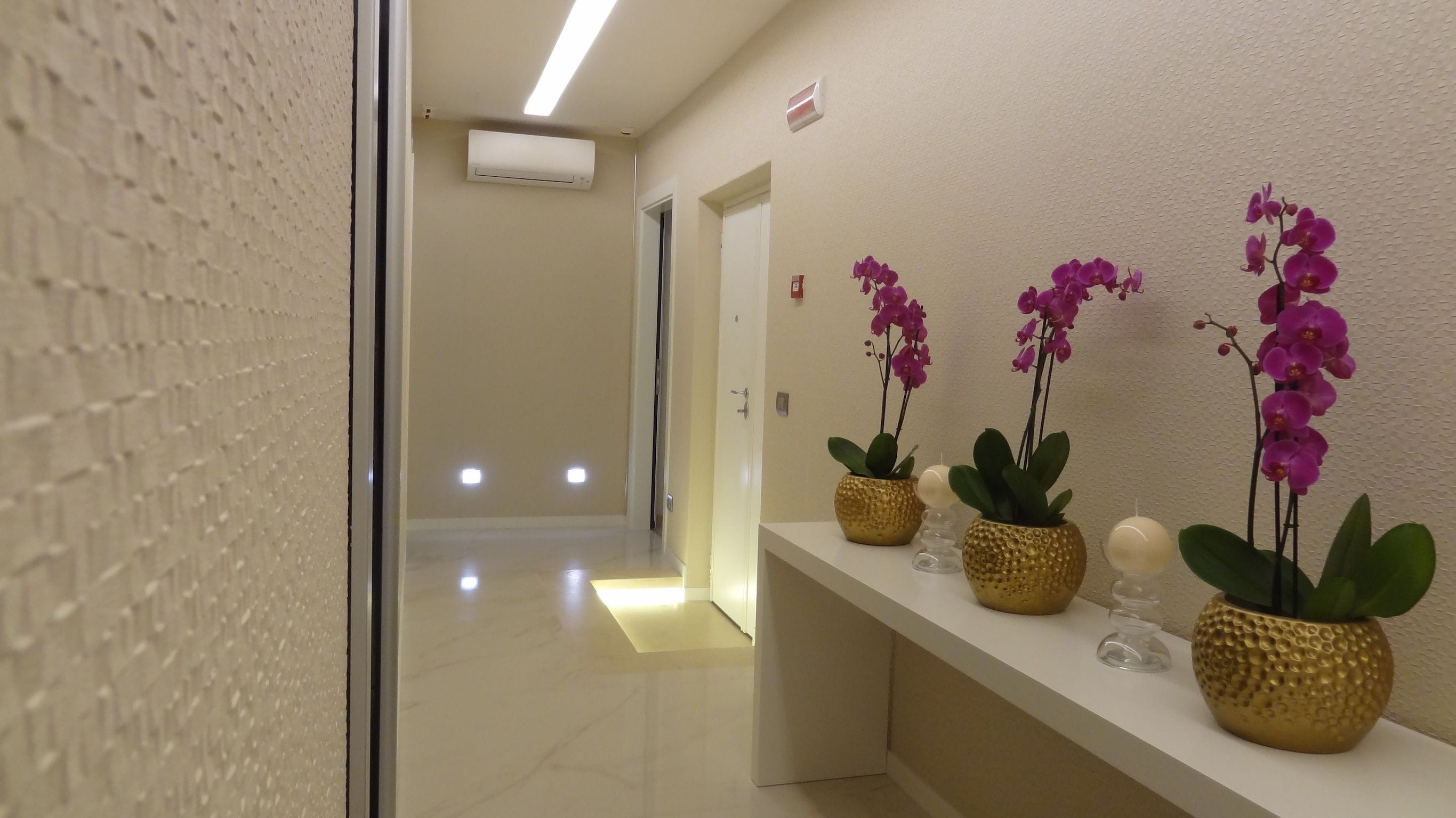 Foto - Augustana House and Suites