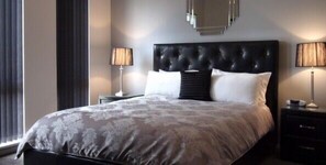 3 bedrooms, premium bedding, iron/ironing board, free cots/infant beds