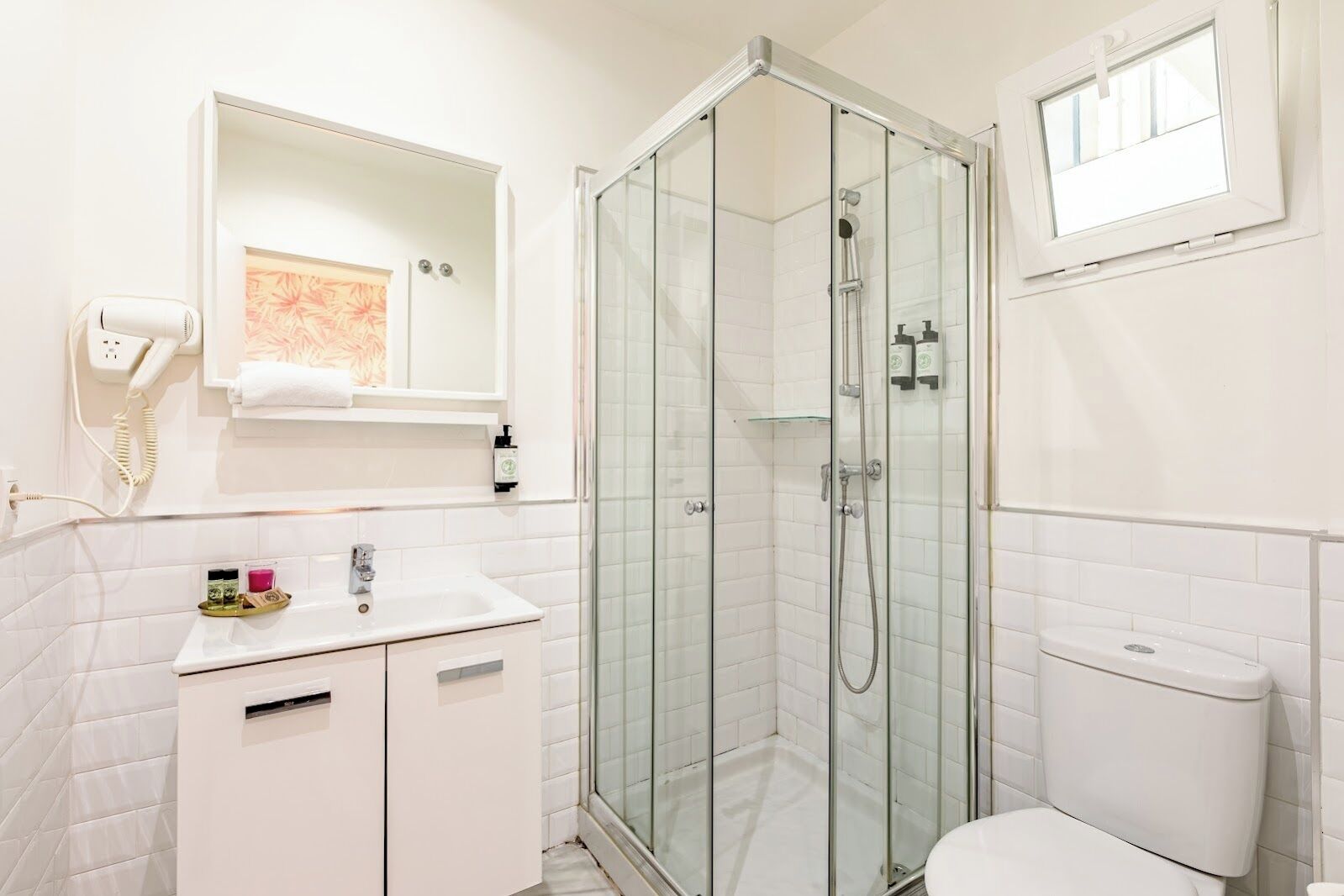 Photo - nüa alameda