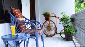 Kamar Double Superior | Seprai katun Mesir dan minibar