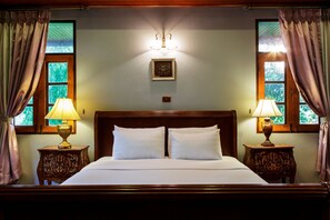 7 bedrooms, premium bedding, minibar, individually decorated