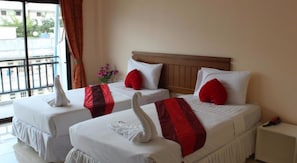 Deluxe Double Room | Desk, free WiFi - Benetti House (Patong)