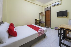 Standard Double Room | Free WiFi - OYO 471 Sunshine Apartment (Bangkok)