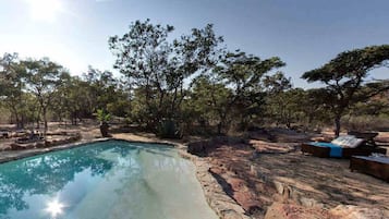 ์ผ์ธ ์์์ฅ