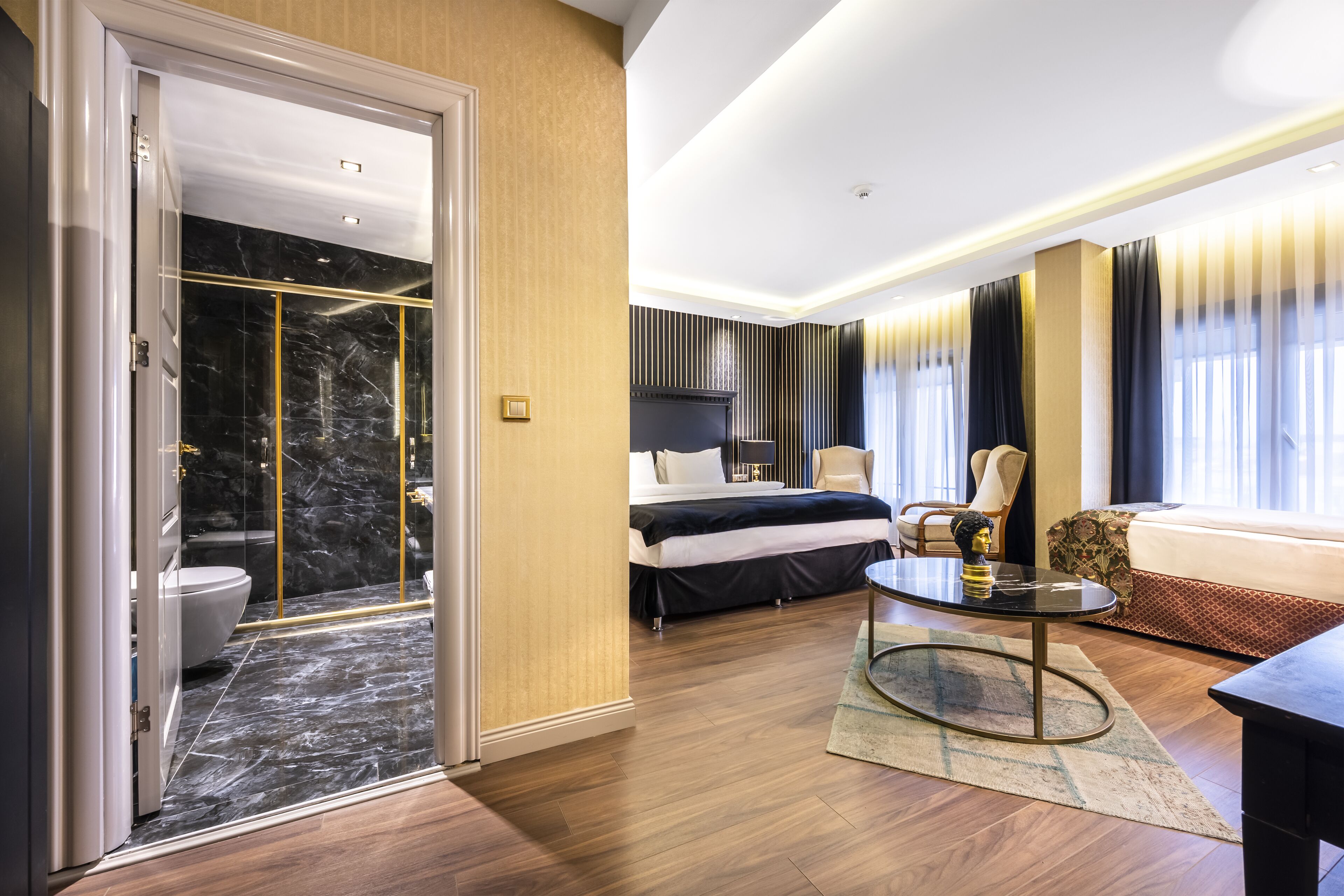 Habitación de lujo | Sábanas de algodón egipcio y ropa de cama de alta calidad 