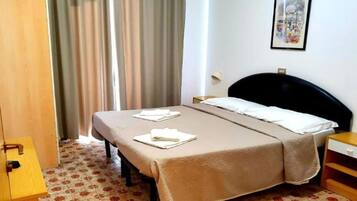 In-room safe, cribs/infant beds, rollaway beds