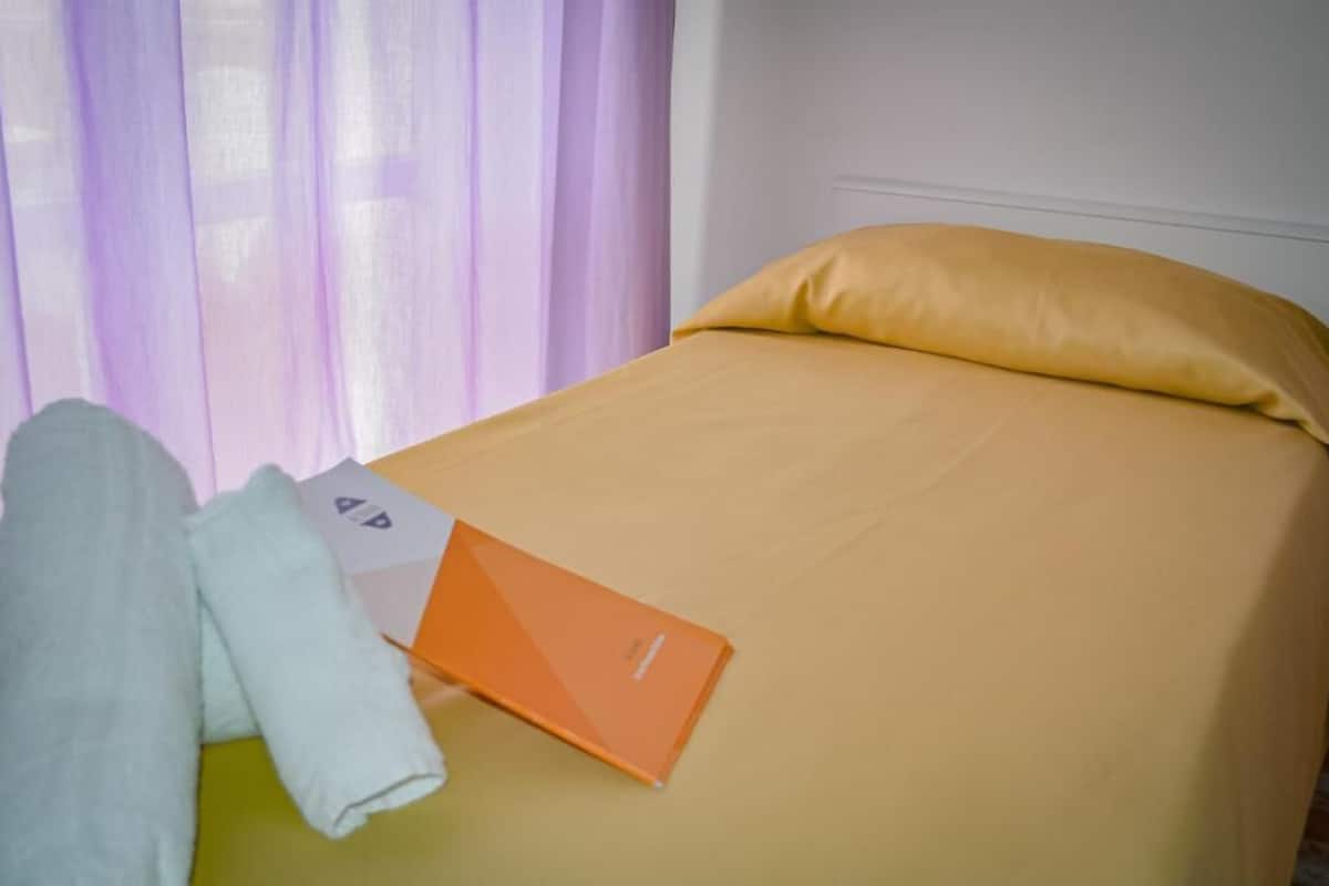 Zimmersafe, Babybetten, Zustellbetten