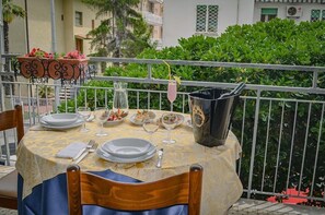 Breakfast, lunch, dinner served; Italian cuisine  - Stradiot (Rimini)