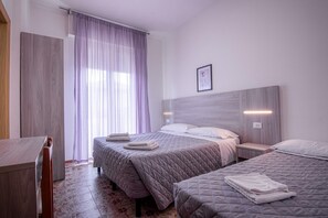 Zimmersafe, Babybetten, Zustellbetten