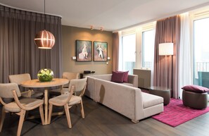 In-room safe, desk, rollaway beds, free WiFi