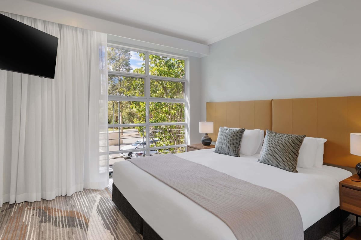 Appartement, 2 chambres (1 King Bed and 2 Single Beds) | Coffres-forts dans les chambres, lits bébé (en supplément), Wi-Fi