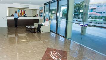 Sala de estar en el lobby