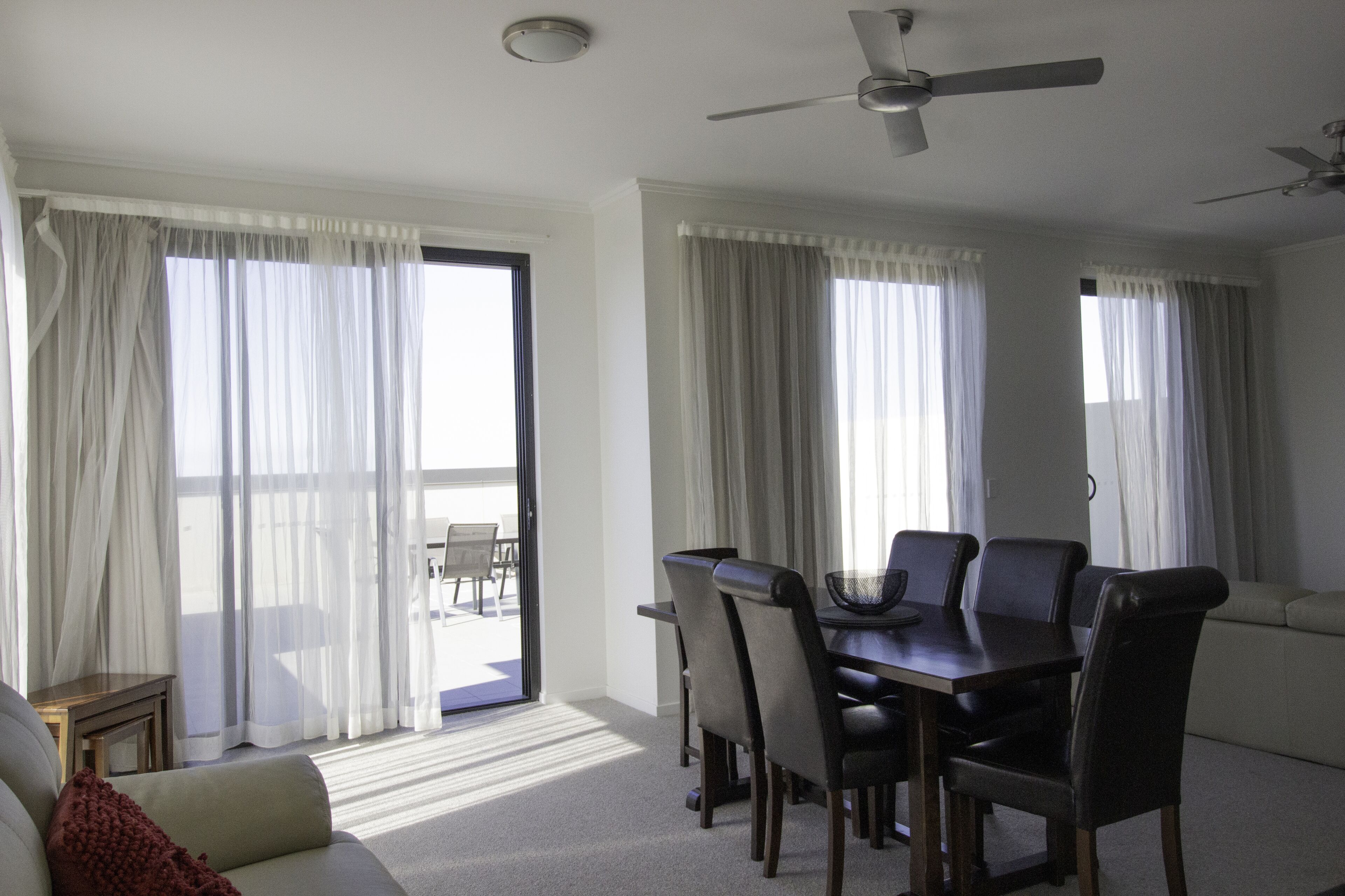 Appartement, 4 slaapkamers, uitzicht op haven | Woonruimte | Flatscreentelevisie