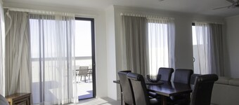 Gladstone Central Plaza