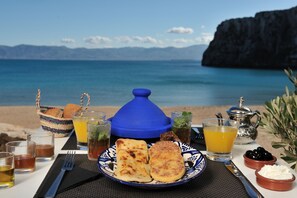 Daily buffet breakfast (MAD 120 per person) - Mercure Quemado Resort (Al Hoceima)