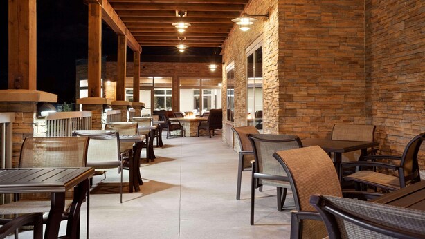 Unclassified image, 1 of 24, button - Country Inn & Suites by Radisson Roseville - St. Paul (Roseville)