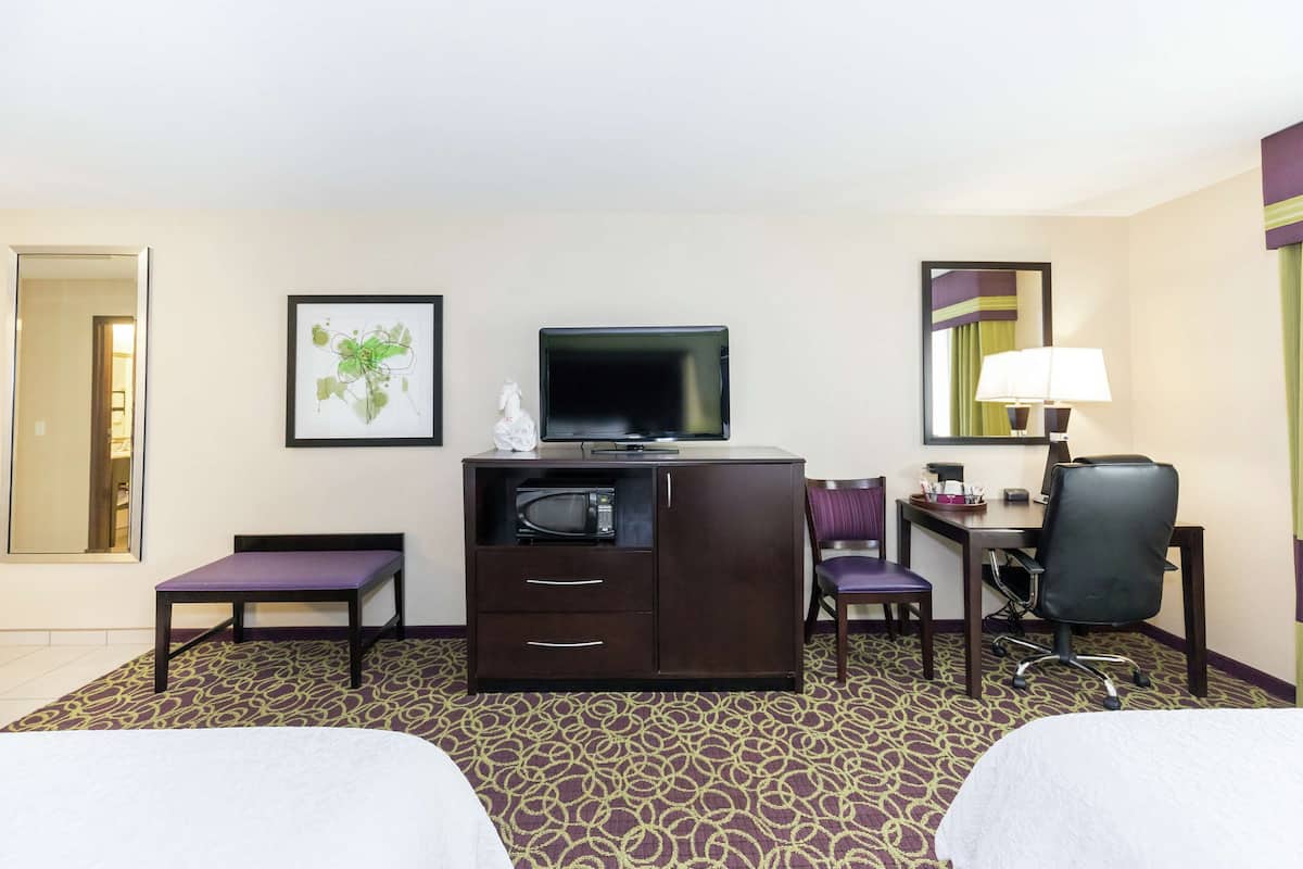 Free rollaway beds, free WiFi, bed sheets