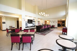 Reception - Hampton Inn & Suites Sandusky/Milan (Milan)