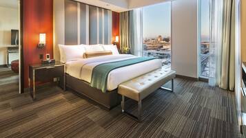 1 bedroom, premium bedding, in-room safe, laptop workspace