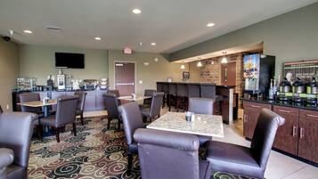 TĂ€gliches inbegriffenes FrĂŒhstĂŒck zur Selbstbedienung