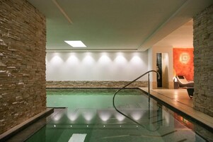 Un sauna, baño turco/hammam, tratamientos corporales