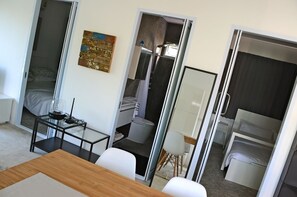 Flat-screen TV, DVD player - Villa The Thibault (Koh Samui)