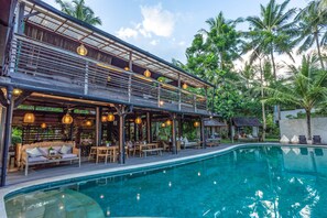 Outdoor pool - De Ubud Villas & Spa (Ubud)