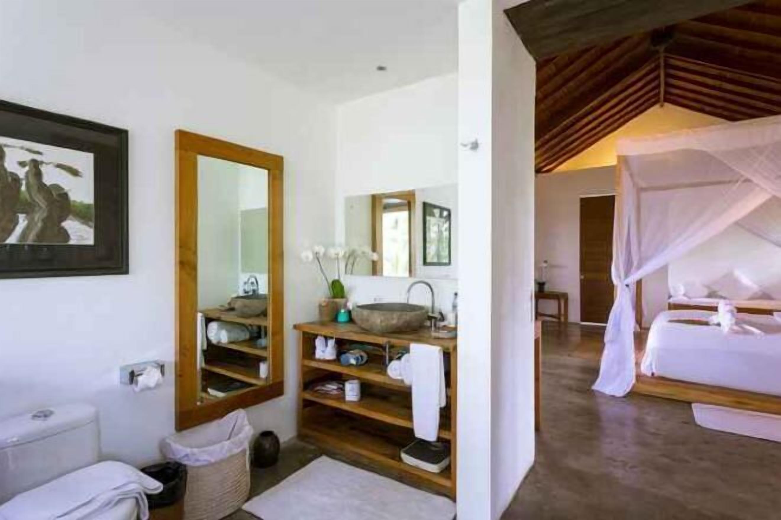 1 bedroom, Egyptian cotton sheets, premium bedding, pillow-top beds