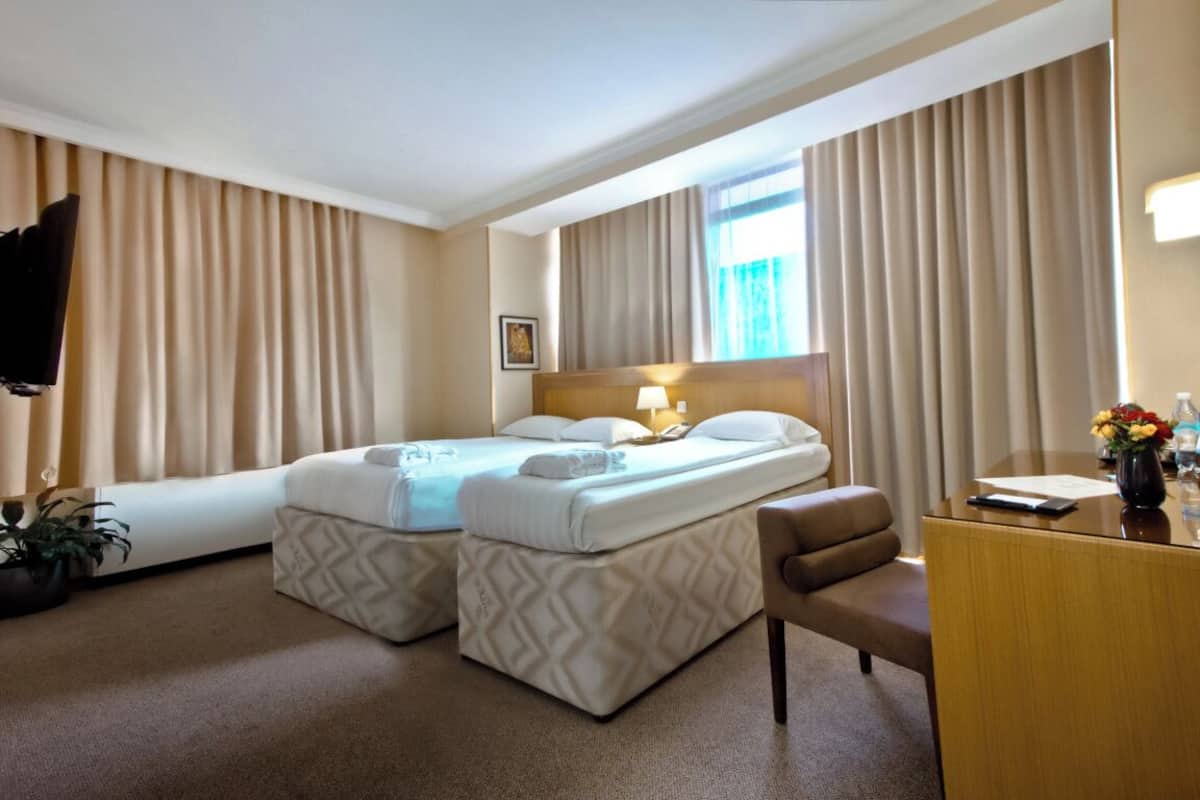 Superior kamer, 1 twee- of 2 eenpersoonsbedden | Luxe beddengoed, bedden met traagschuimmatrassen, een minibar