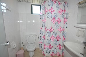 Apartment, 2 Bedrooms | Bathroom | Shower, hair dryer - Kantaros Apartments (Corfu)