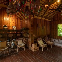 Concierge desk