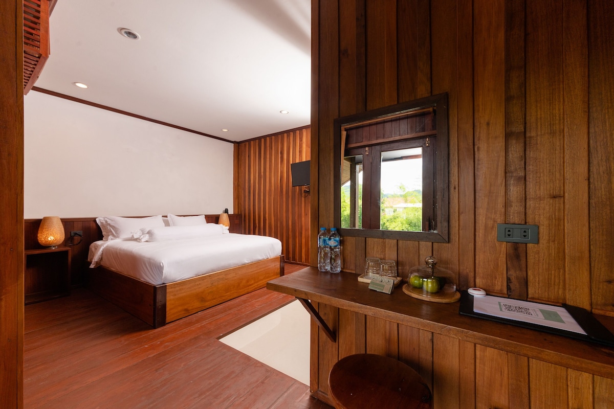 Minibar, caja de seguridad en la habitación y ropa de cama 