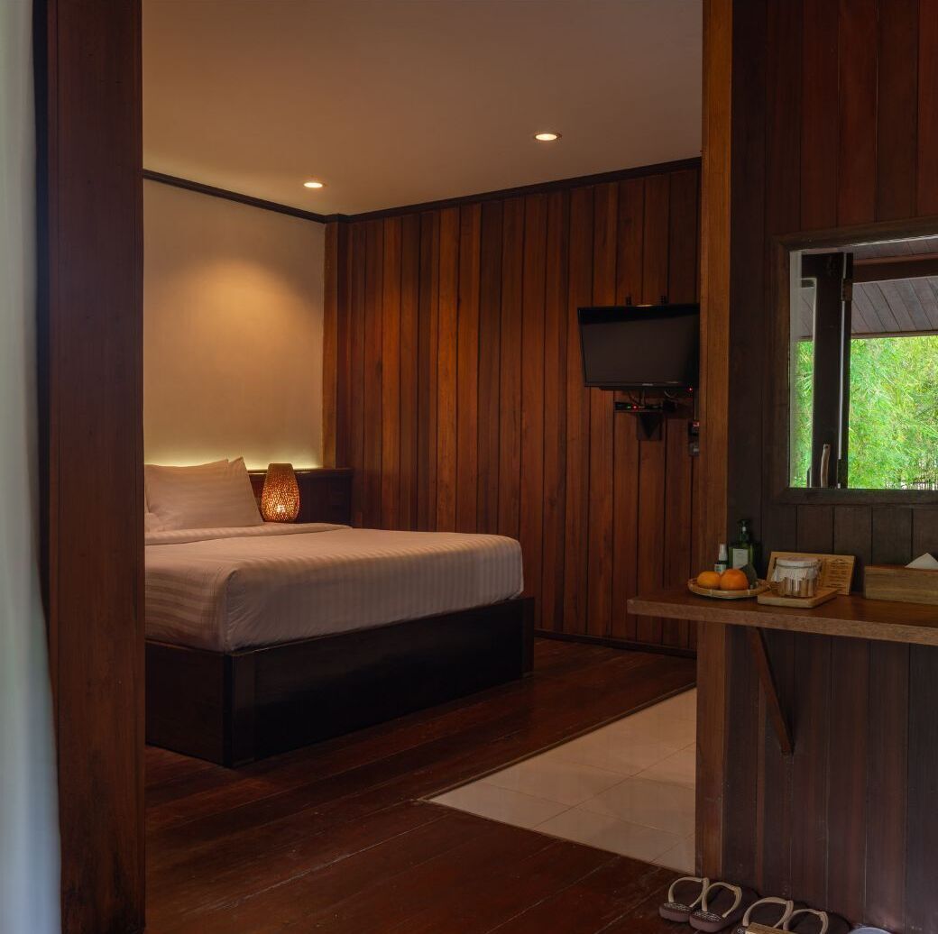 Superior Room | Minibar, in-room safe, bed sheets