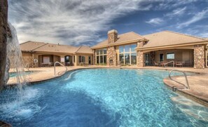 Luxury-Apartment, 3 Schlafzimmer, Nichtraucher, Poolzugang | Terrasse/Patio