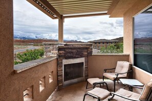 Apartamento de lujo, 3 habitaciones, no fumadores, acceso a la piscina | Balcón