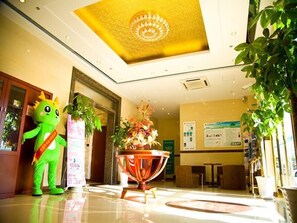 Lobby - GreenTree Inn Jiangsu Suzhou Kunshan Huaqiao Household Building Materials City Shell Hotel (Suzhou)