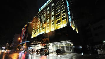 Front of property - evening/night