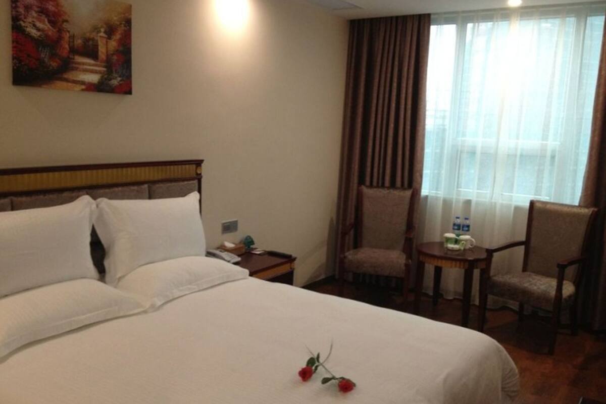 In-room safe, blackout curtains, iron/ironing board (on request)