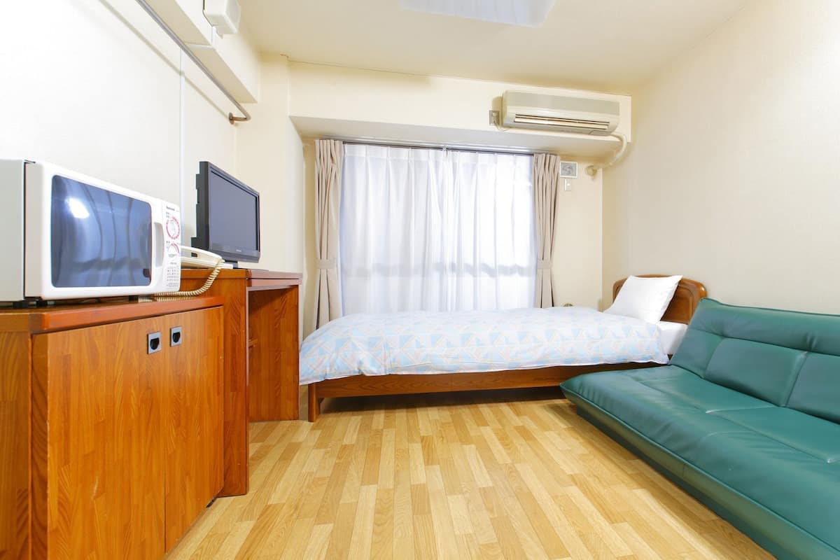 Desk, iron/ironing board (on request), WiFi (free), bed sheets