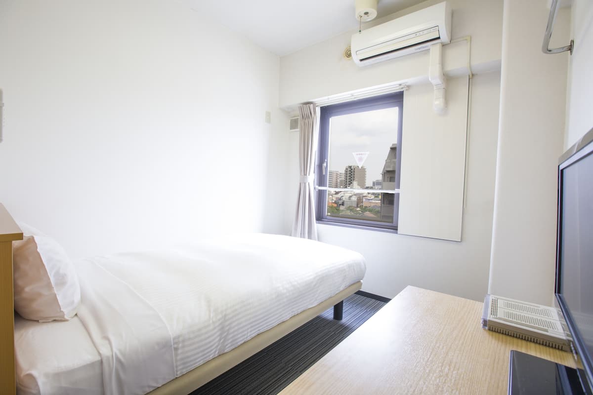 Economy Semi-Double room, Smoking (Cleaning is Optional with Additional Cost) | Desk, iron/ironing board, free WiFi