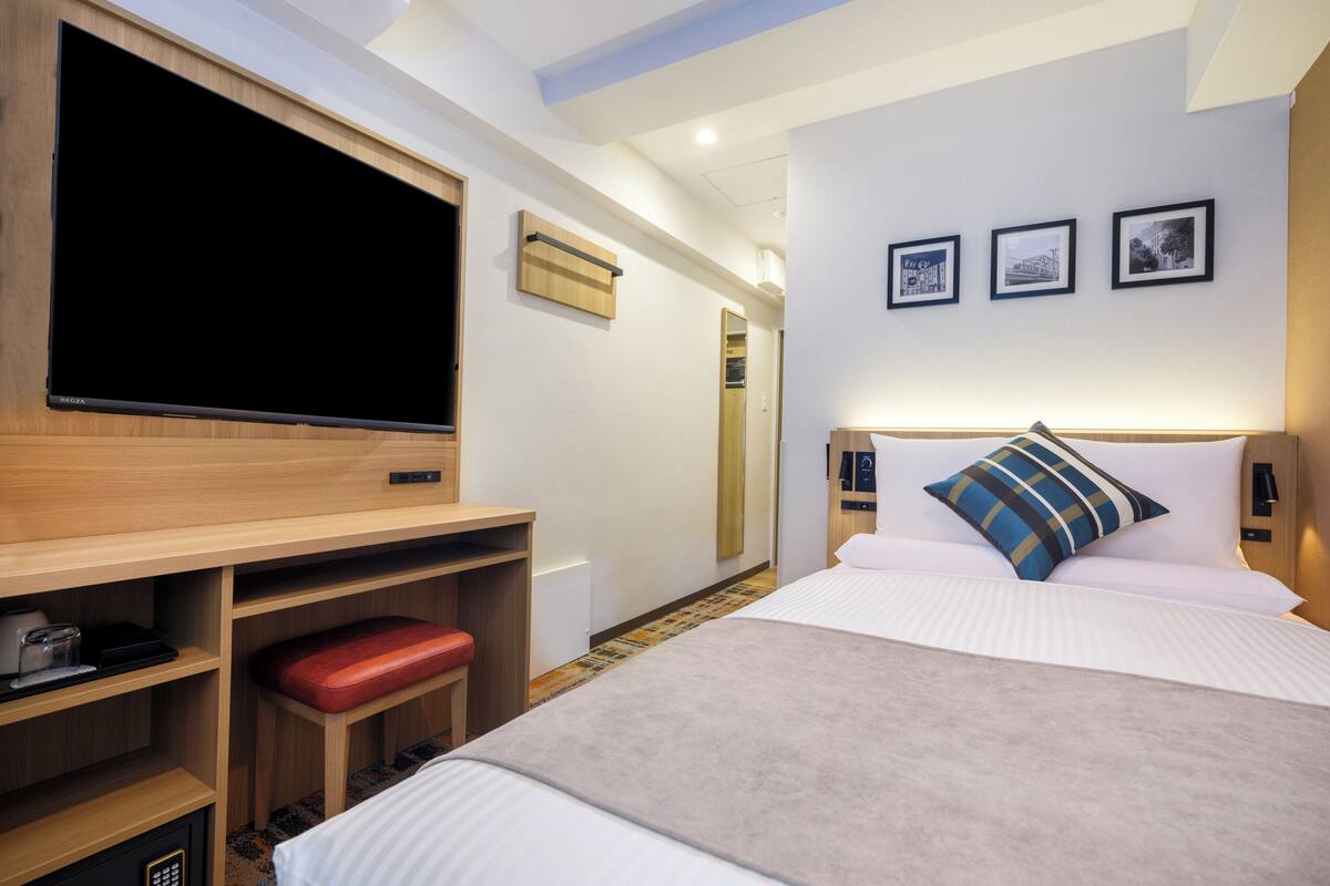 Standard-Doppelzimmer, Nichtraucher (Semi Double: Bed width 120 cm) | Kostenloses WLAN, Bettwäsche