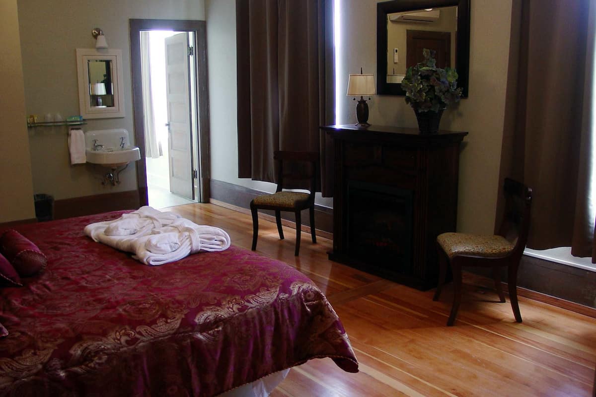 Premium bedding, individually decorated, individually furnished