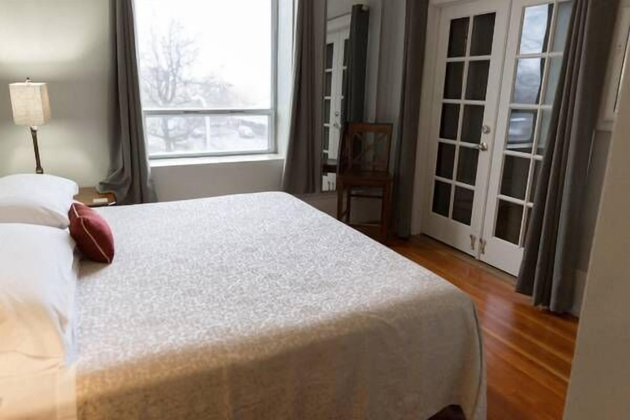 premium bedding, individually decorated, individually furnished