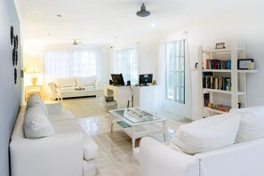 Superior Room | Lobby