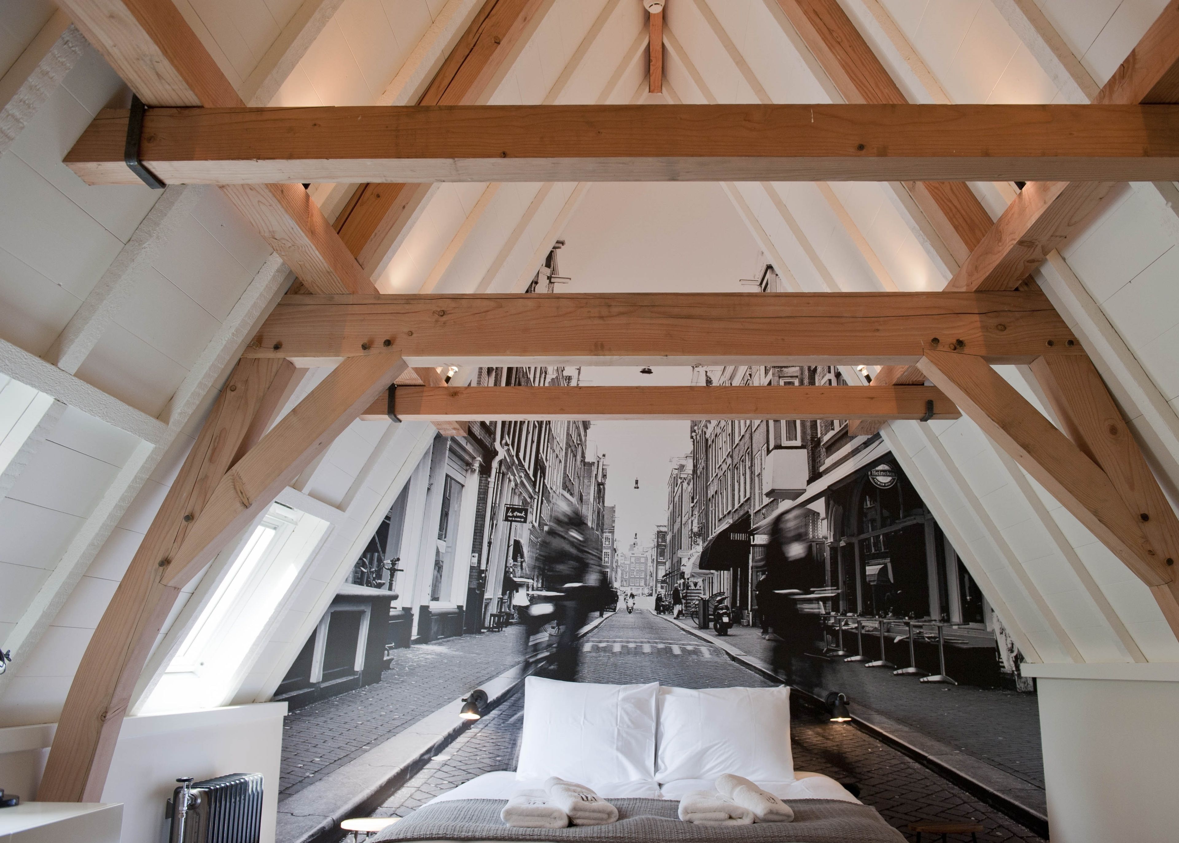 suite, 1 bedroom (wolvenstraat suite) | individually decorated, individually furnished, free wifi